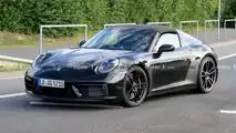 Porsche 911 GTS Targa Avant