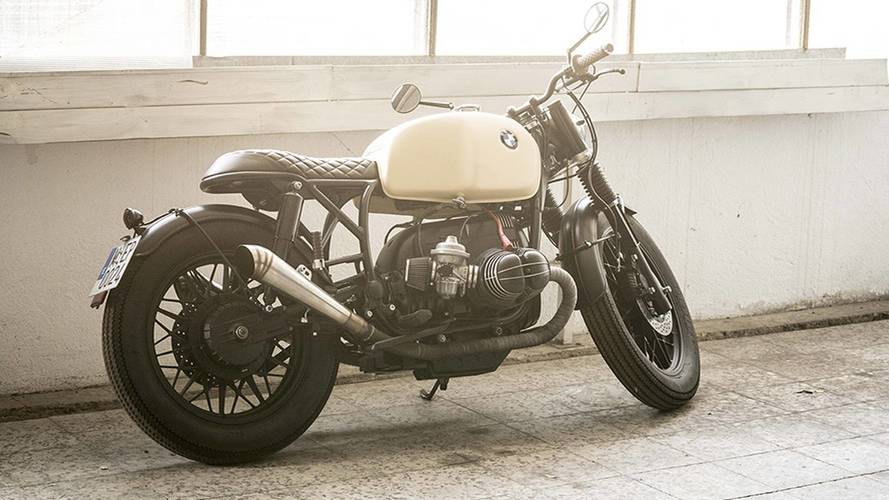 Ocho motos únicas y un Porsche 356 robados en Madrid
