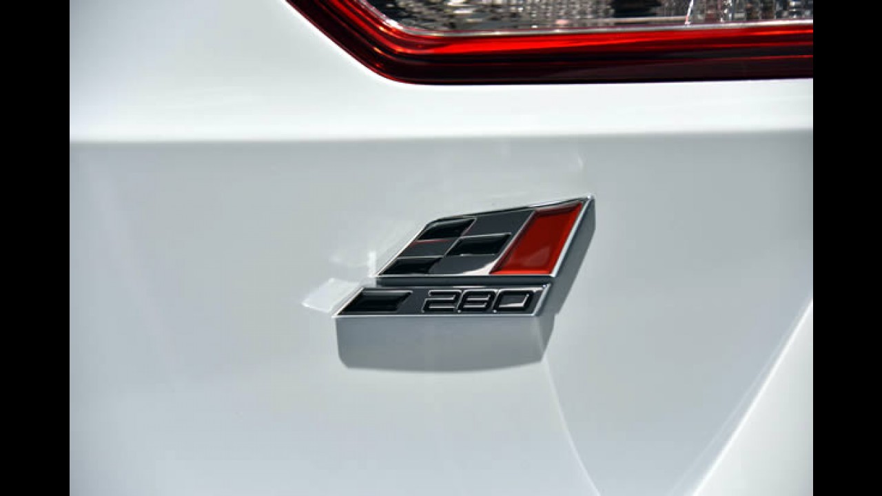 Peruas de Genebra: Seat Leon Cupra ST acelera mais que Focus ST Wagon