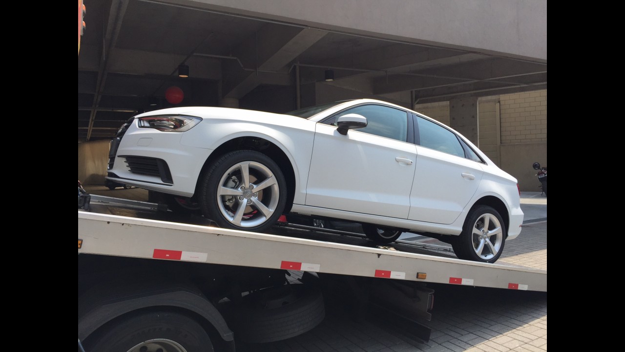 Flagra! Pegamos o Audi A3 Sedan feito no Brasil, que chega em novembro