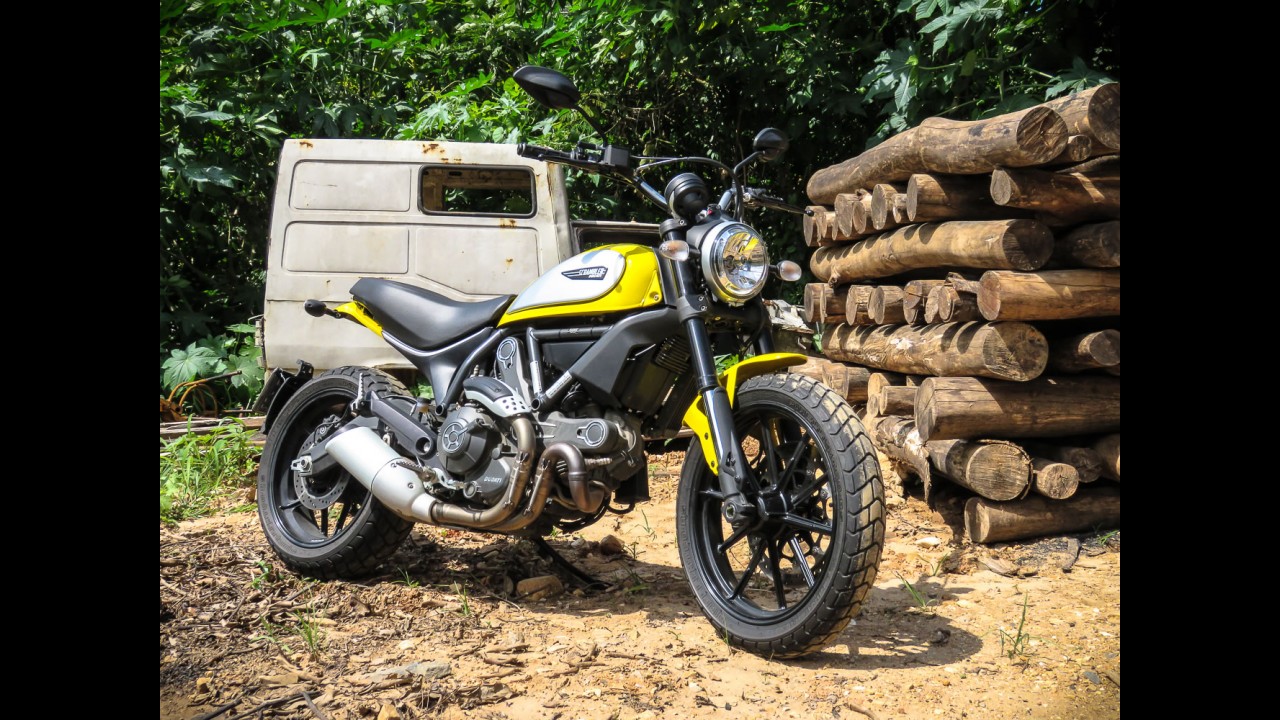 Ducati cria versão limitada da Scrambler com estilo de pista dos anos 1970
