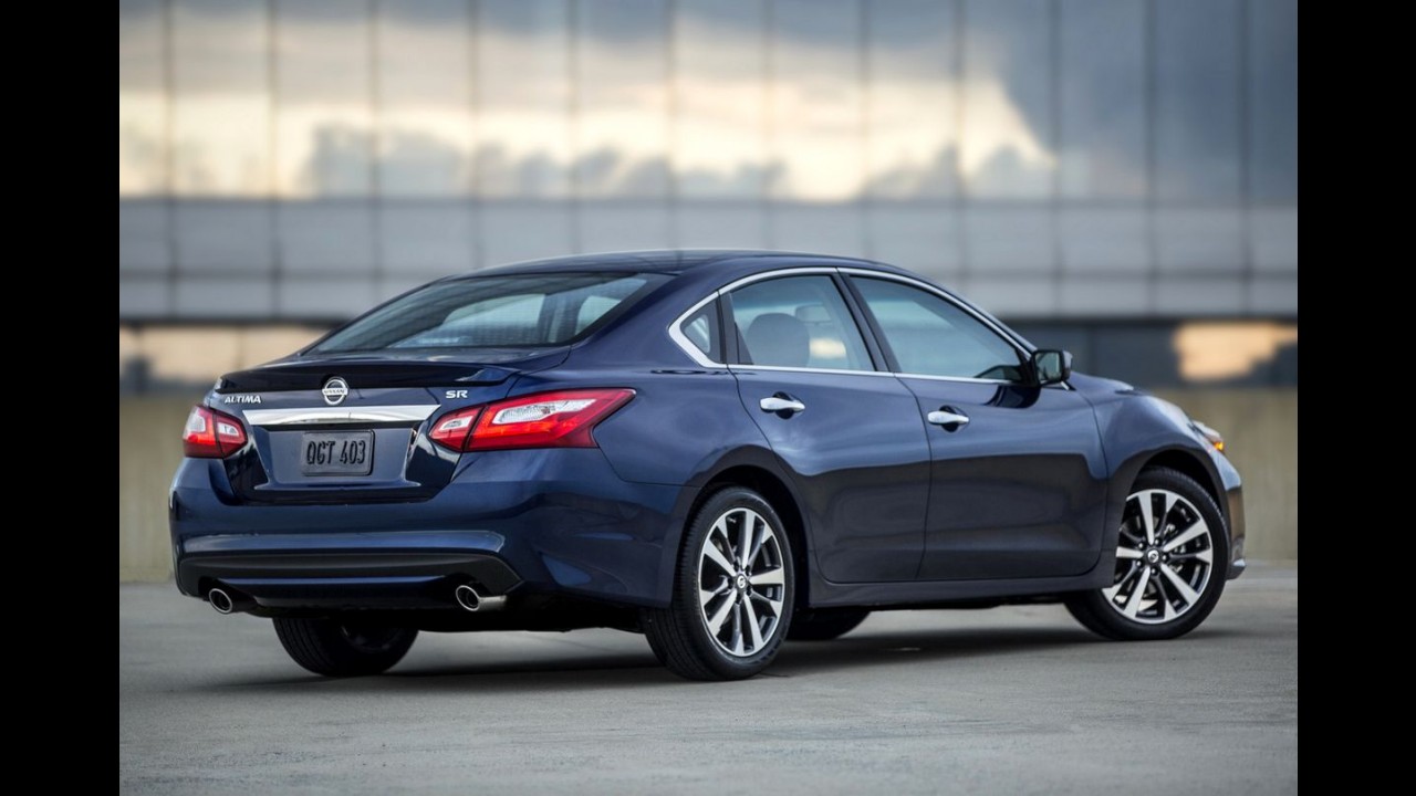Novo Nissan Altima 2016 fica mais agressivo e ganha versão SR - veja fotos