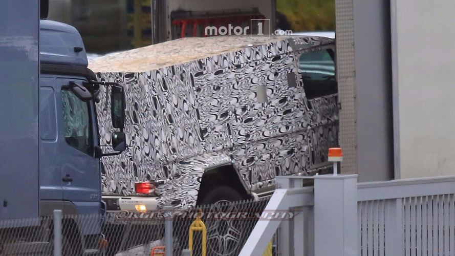 Mercedes-Benz G-Class long-wheelbase spy