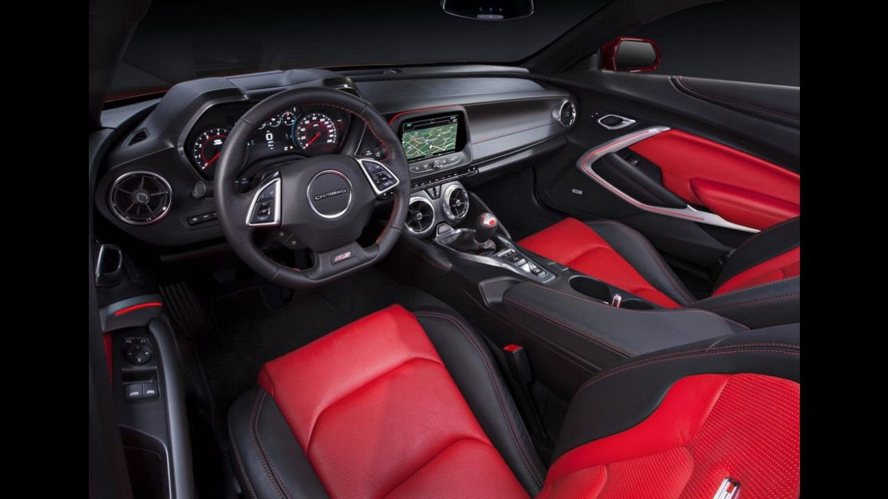 Este é o novo Camaro 2016: motor 2.0 turbo e dinâmica evoluída para ficar "na mão"