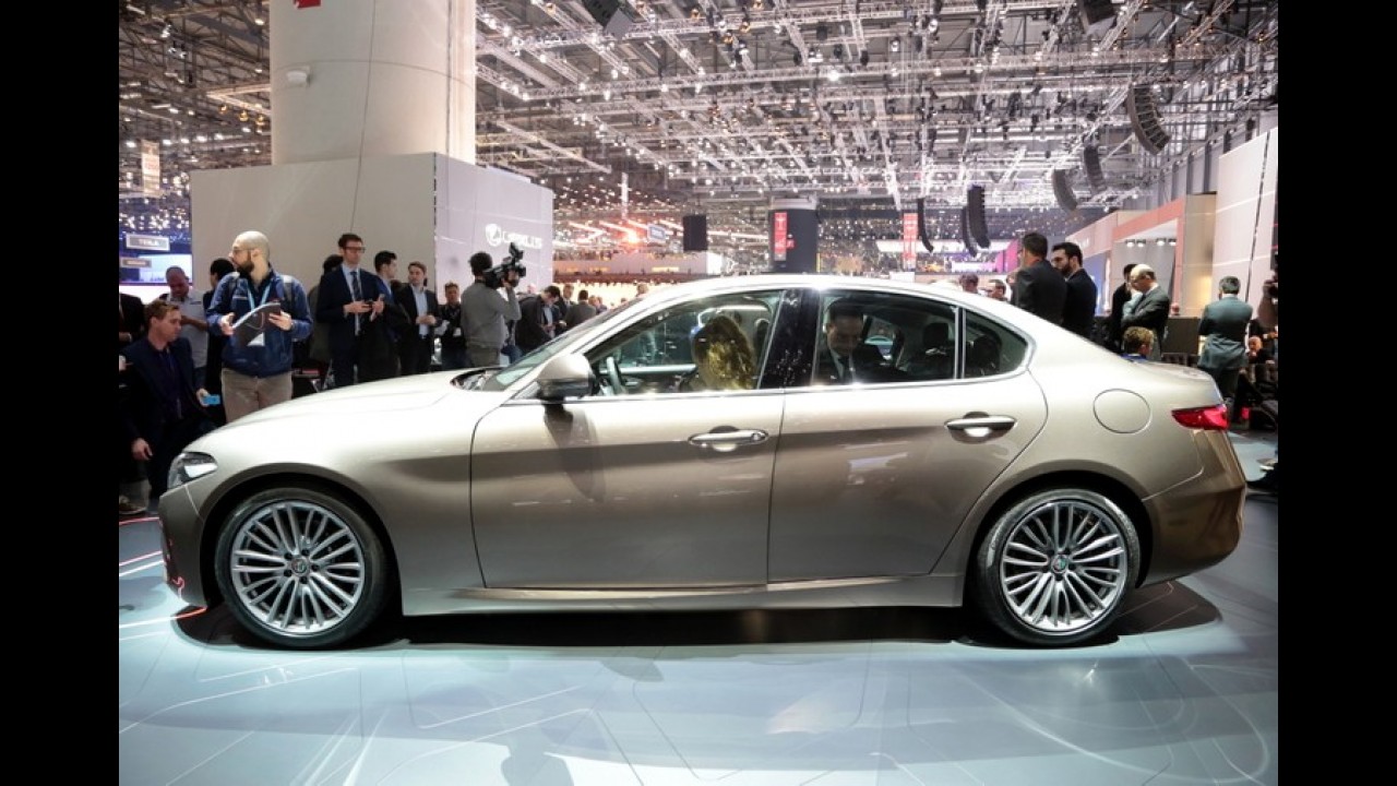 Este é o Alfa Romeo Giulia "civil", pronto para enfrentar Série 3 e Classe C - veja fotos