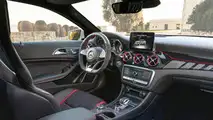2017 Mercedes-AMG GLA 45