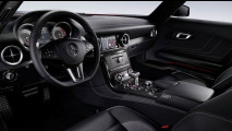 Mercedes SLS AMG: svelati bozzetti e foto degli interni 