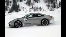 Porsche 911 alla Porsche Sport Driving School Ice 2012