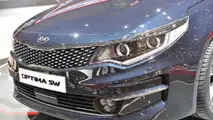 Kia Optima Sportswagon live in Geneva