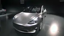 Tesla Model 3 tanıtılıyor
