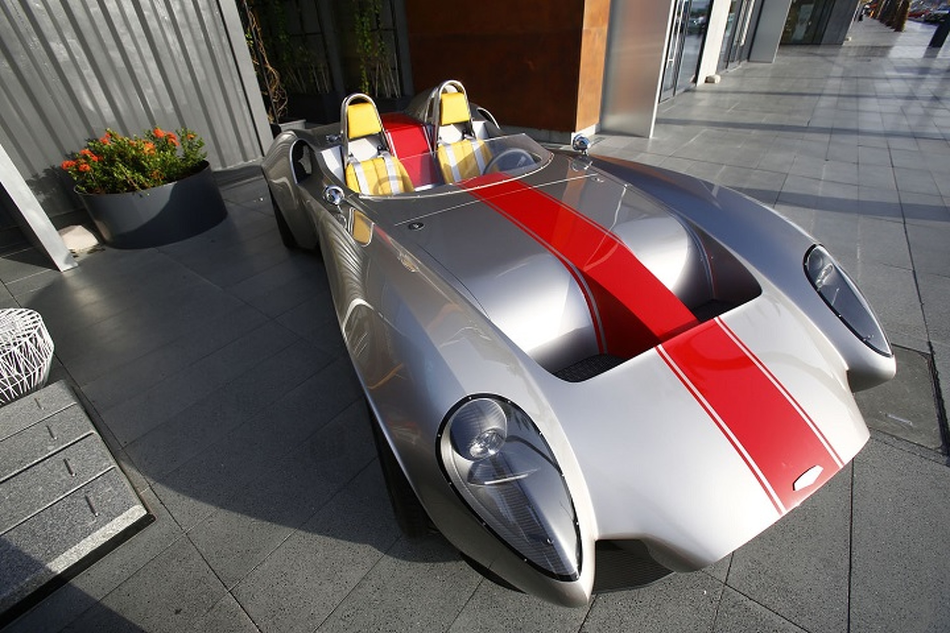 $55,000 Jannarelly Design-1 Roadster Shows Up in the Sheet Metal