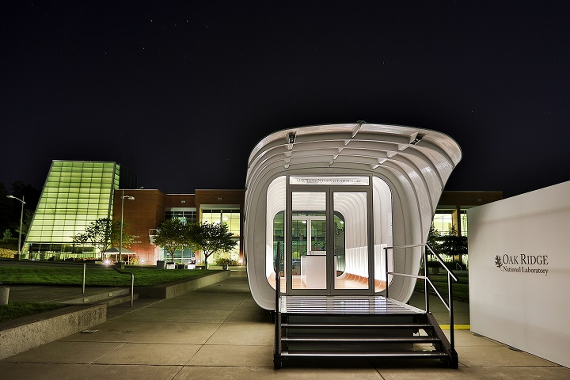 AMIE Aims To Be First 3D Printed Interconnected House and Car