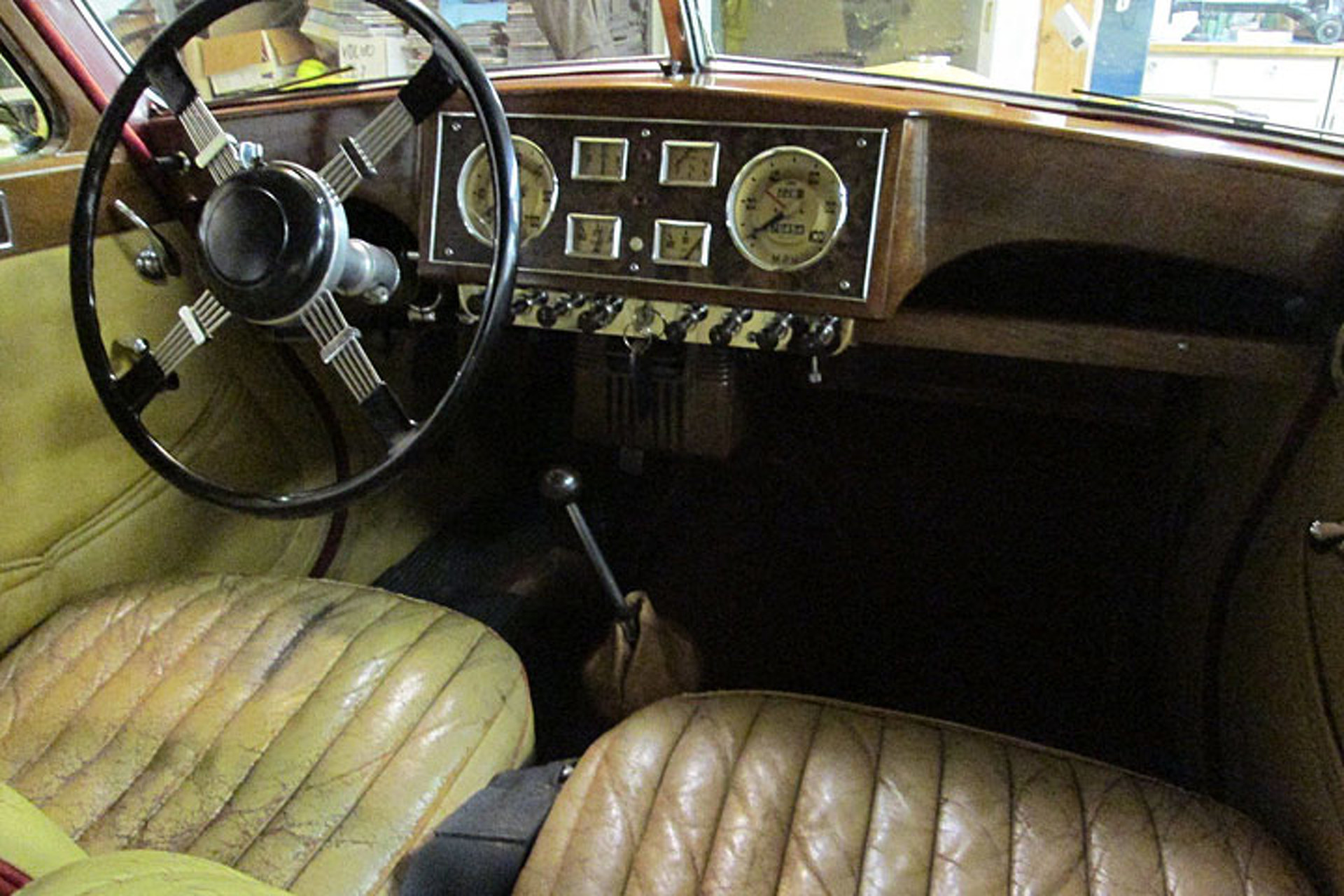This 1950 Riley Has Rolls-Royce Good Looks and Everyday Charm