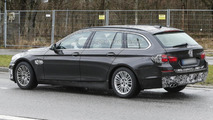2013 BMW 5-Series Touring spy photo 15.04.2013