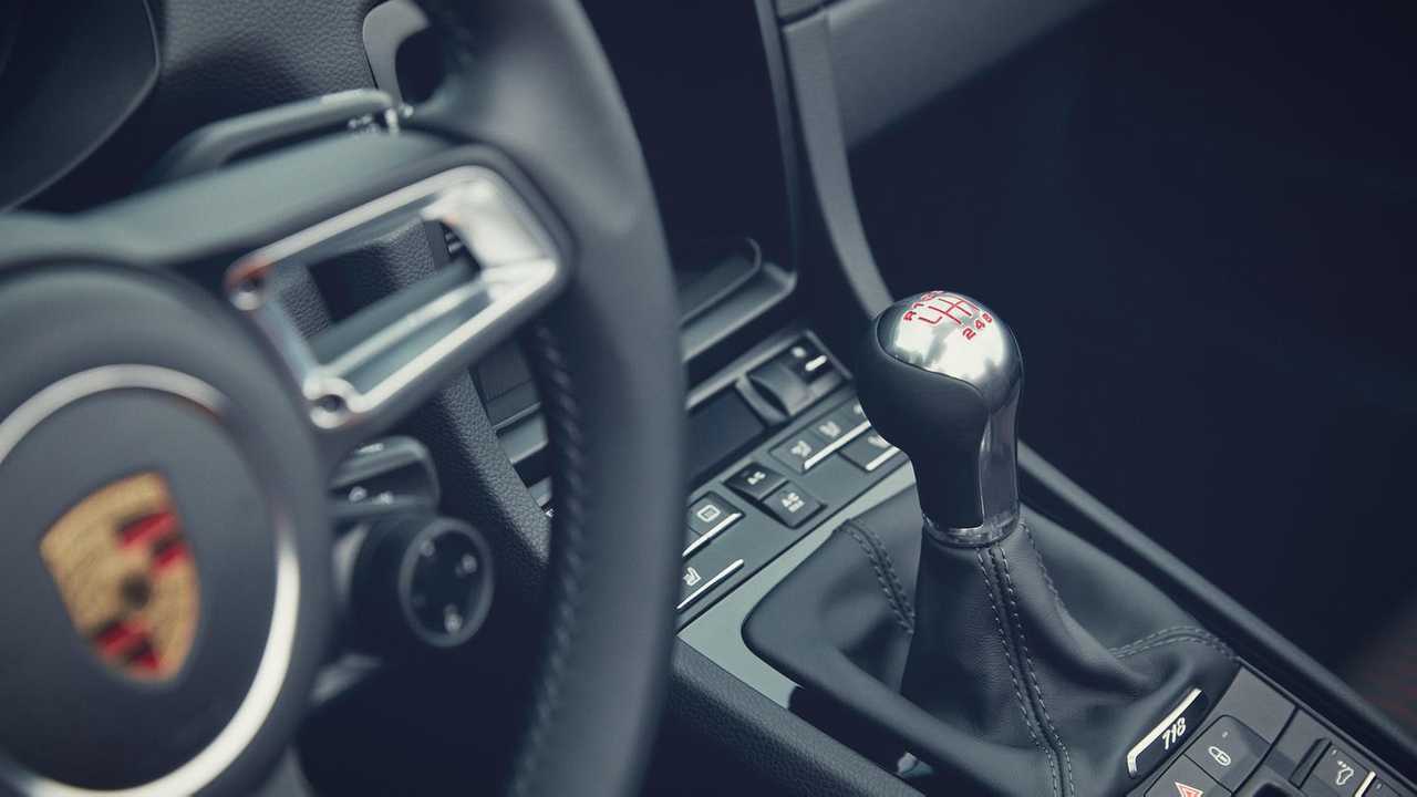 2019 Porsche 718 Boxster T / 718 Cayman T