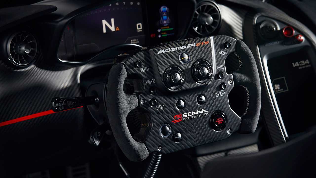A McLaren P1 az MSO 1988-as Aytron Senna Maiden bajnokságán