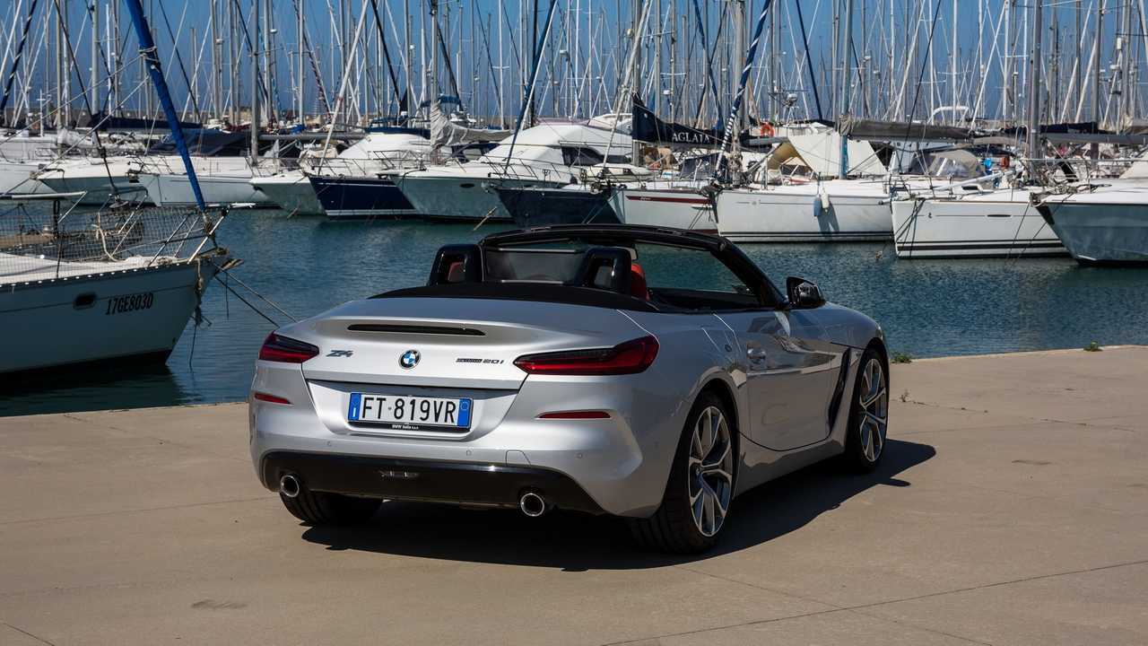 BMW Z4 la prova su strada ed in pista