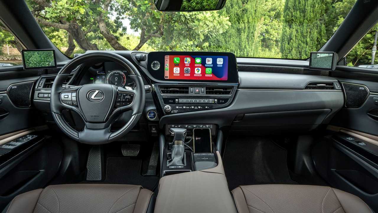 Lexus ES 300h (2021) im Test