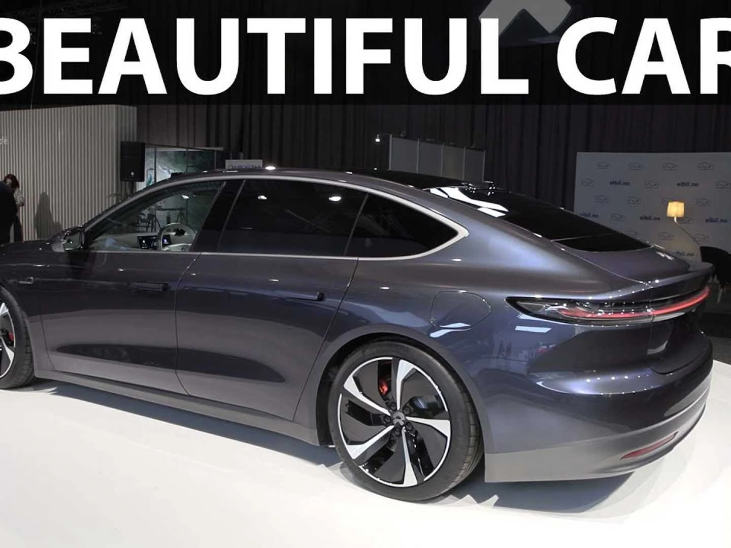 Bjorn Nyland Checks Out Nio ET7 Prototype, Is Very Impressed