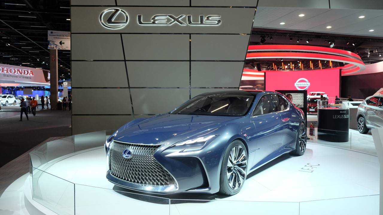 Salão do Automóvel: conceitos híbridos mostram ambições da Lexus no Brasil