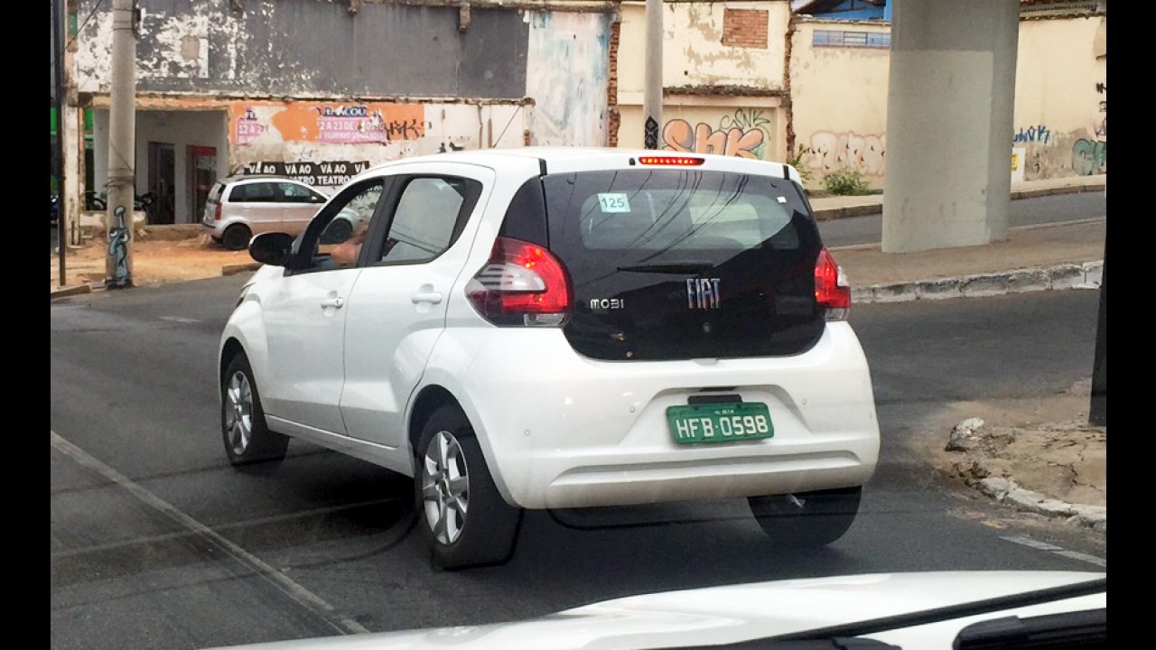 Semana CARPLACE: Novo Uno 2017, Oroch A/T versus Toro, Mobi 3-cil., a volta da Neo e mais!