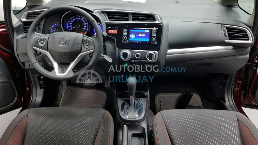 Honda WR-V flagra