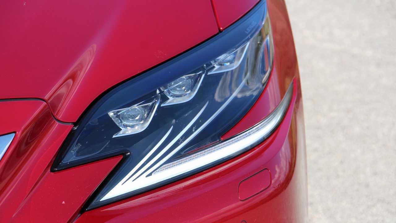 2019 Lexus LS 500 F Sport: Driving Notes