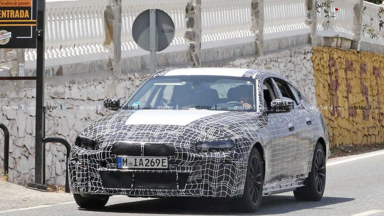BMW i4 nuevas fotos espia