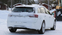 2016 Opel Insignia mule spy photo