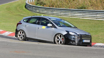 Ford Focus ST spy photo