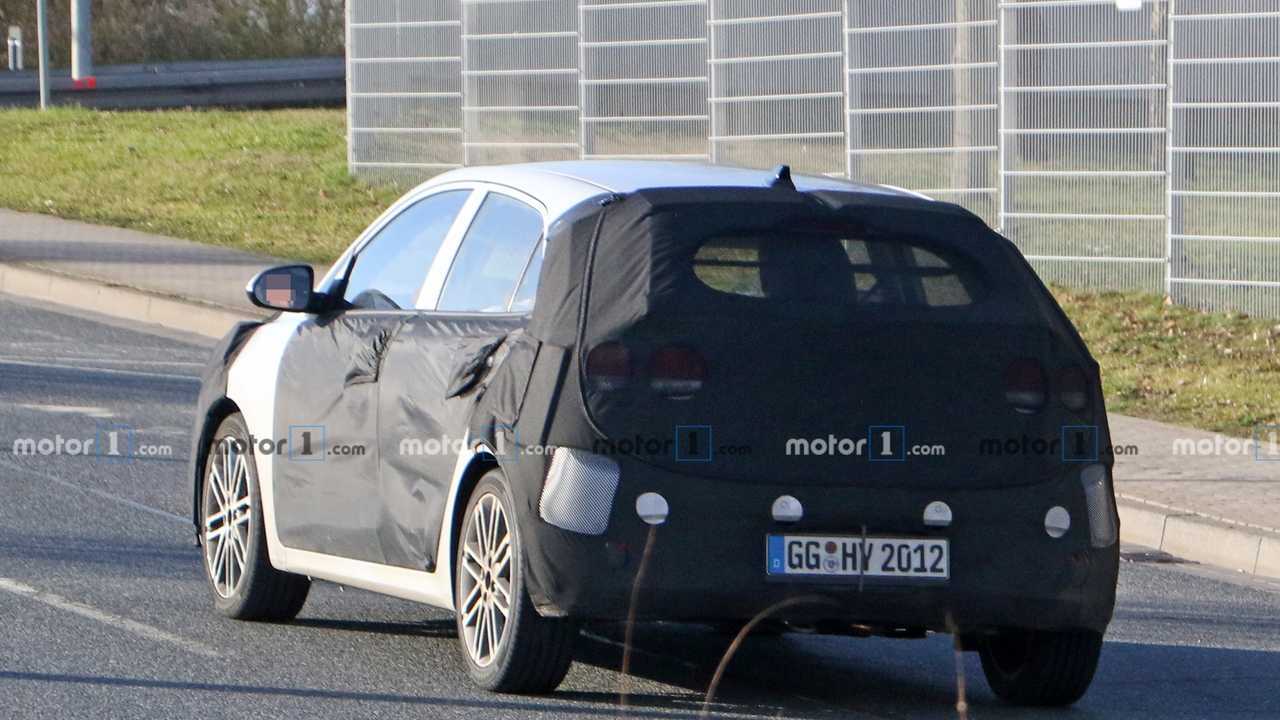Kia Rio Facelift (2020) Erlkönig