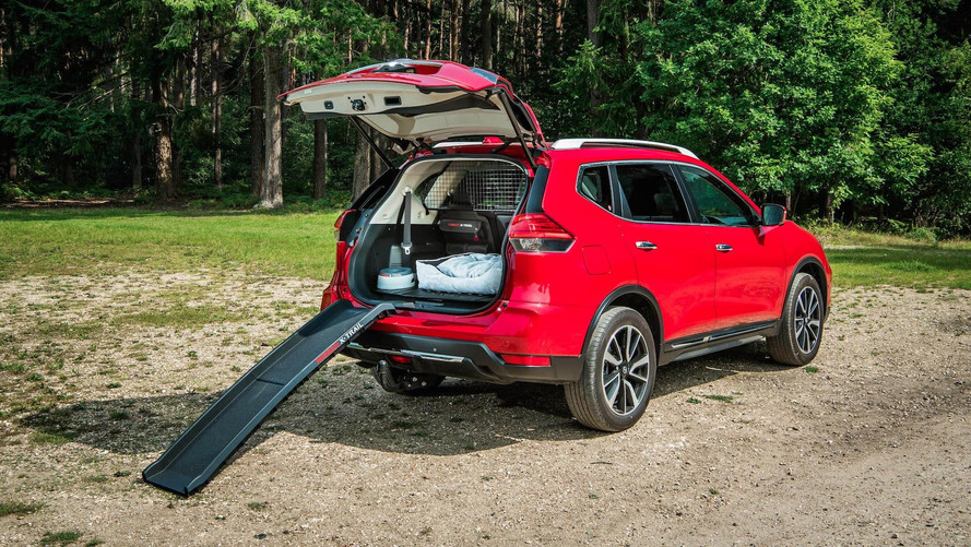 Nissan X-Trail Paw Pack