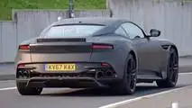 Aston Martin Vanquish casus fotoğrafları