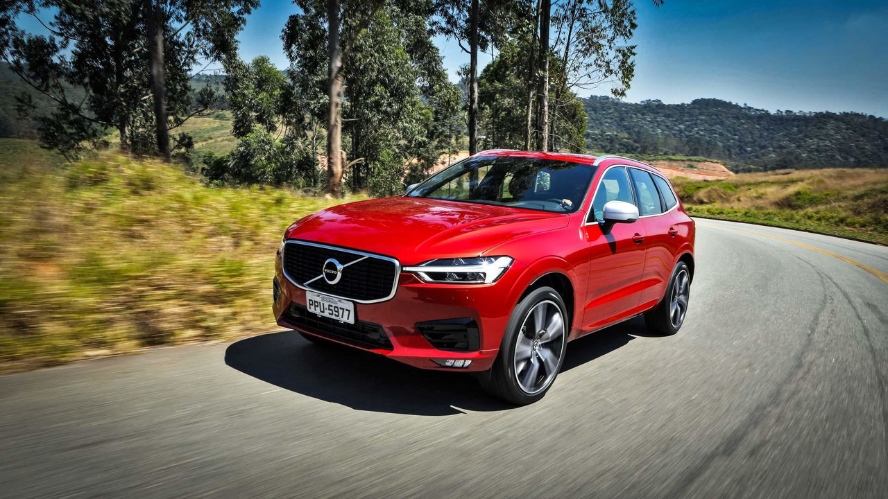 Audi Q5 x Volvo XC60