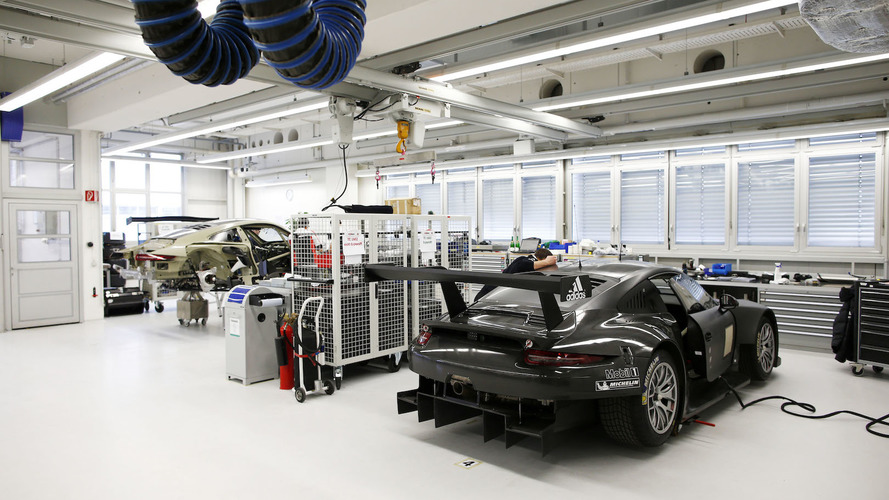 Porsche 911 RSR fase de fabricación