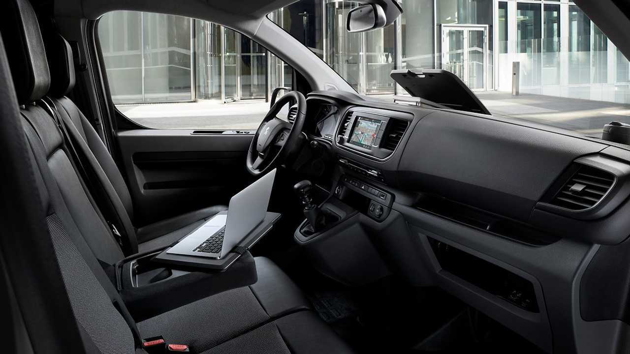 Peugeot Expert 2019