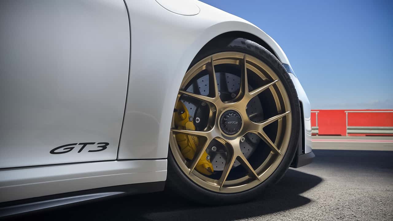 Weissach Paketli Porsche 911 GT3 (2025)