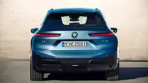 BMW iX xDrive60 (2025)