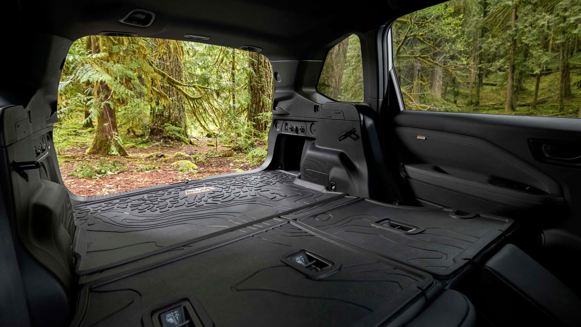 https://cdn.motor1.com/images/mgl/mM3pqj/s1/2025-subaru-forester-wilderness.jpg