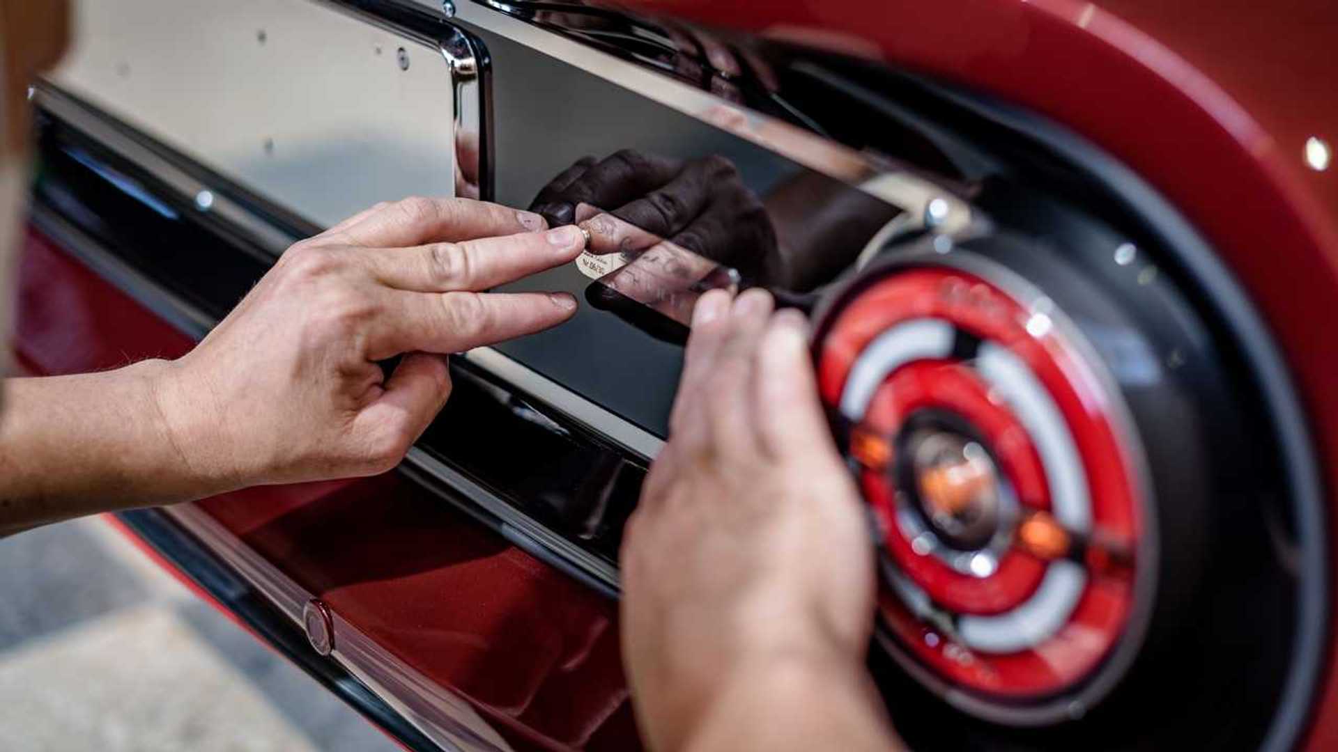hurtan-fabrica-y-retromovil-2021.jpg