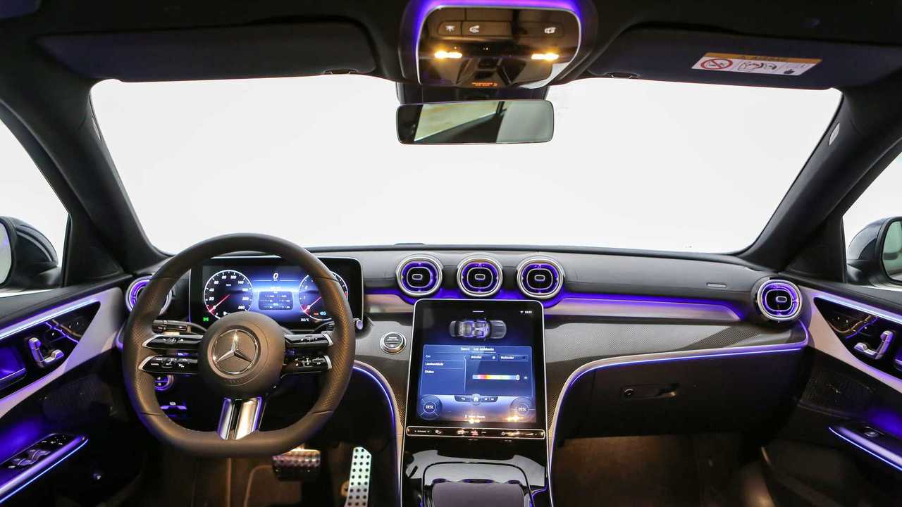 Mercedes-Benz C200 2022