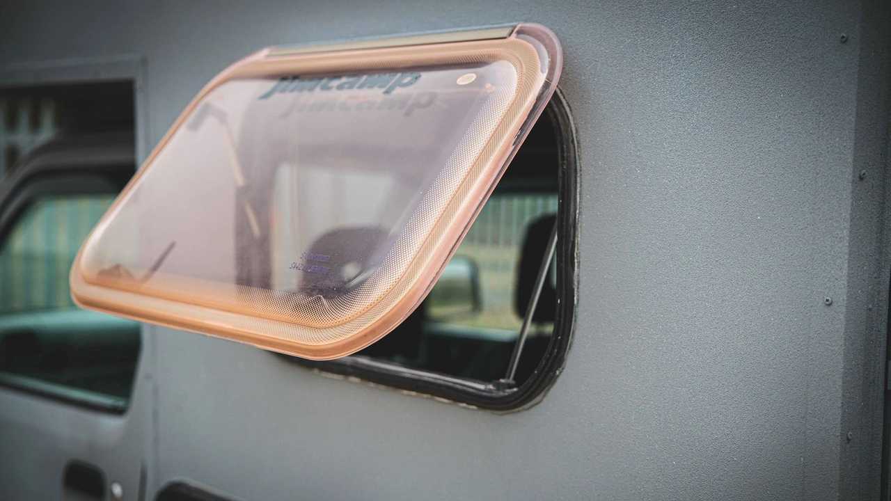 Suzuki Jimny camper 2003