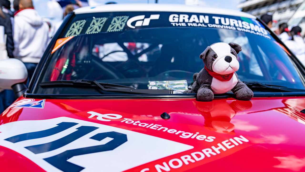 MINI John Cooper Works, Bulldog Racing