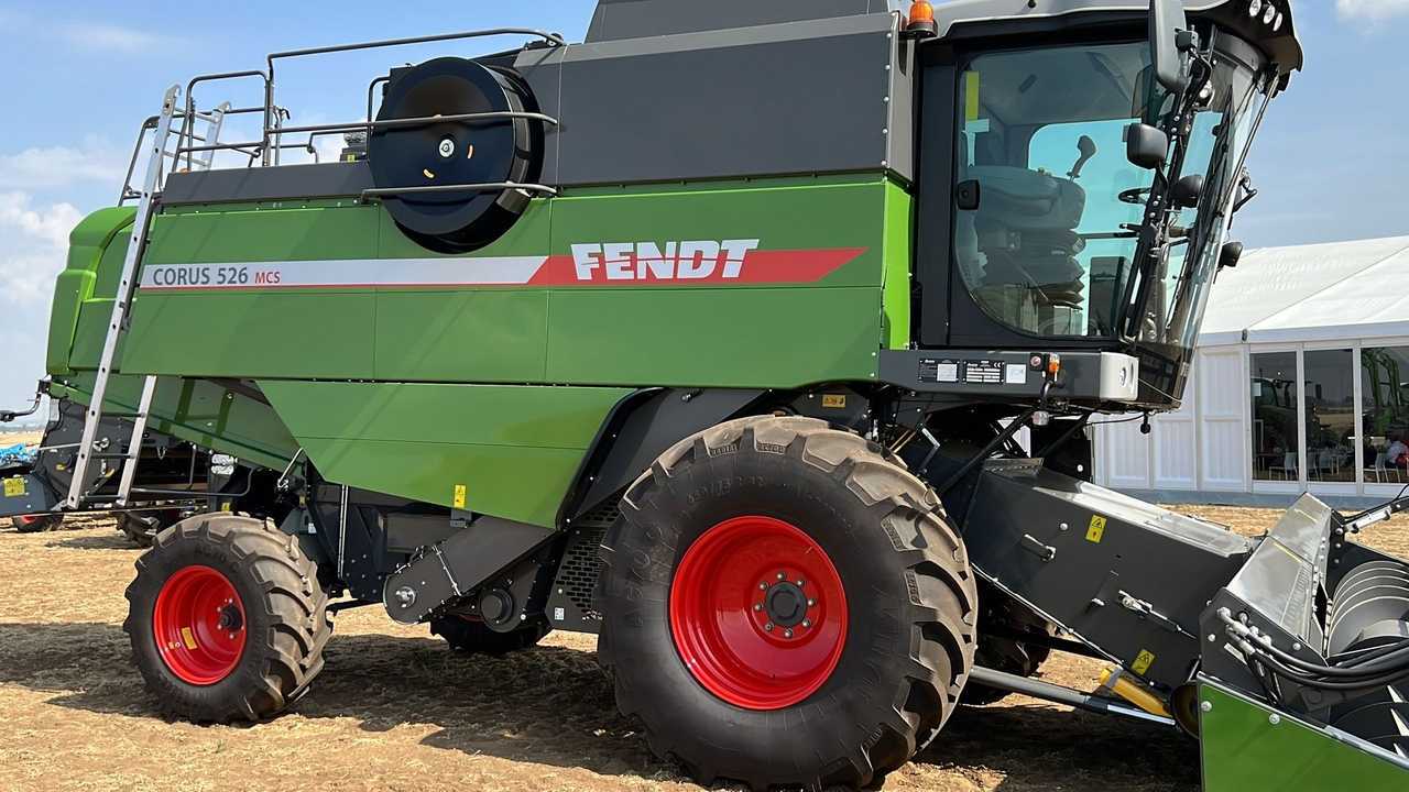 Nuova mietitrebbia Fendt Corus 500 MY 2023