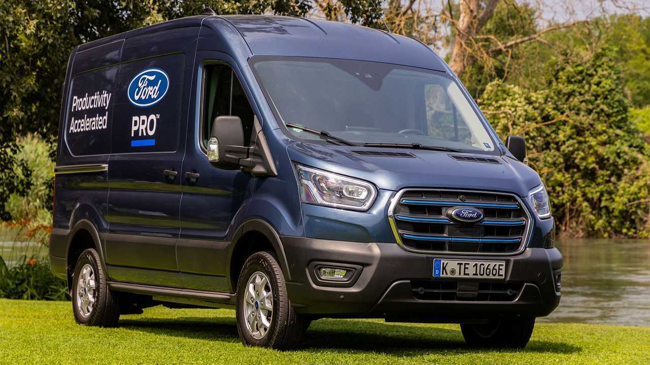 Ford E-Transit Test Drive - Statica