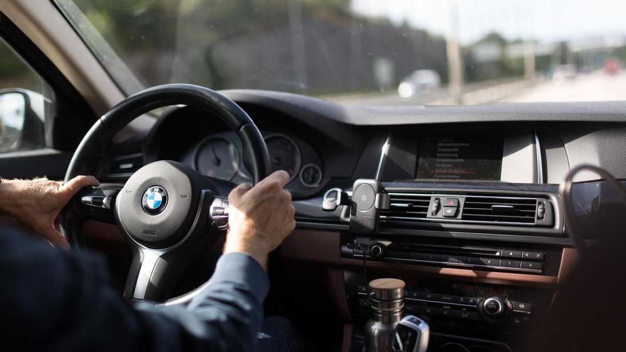 Boîte noire voiture
