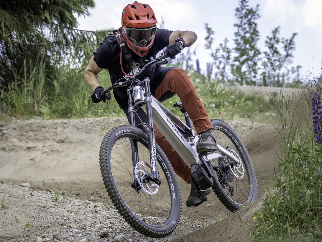 mountainbike tur 2026 Yeti SB140 T1 XT Di2 | TURQ Carbon MTB Stil:Lila Mountainbiken vom Apennin zum member:49789291626664:5600