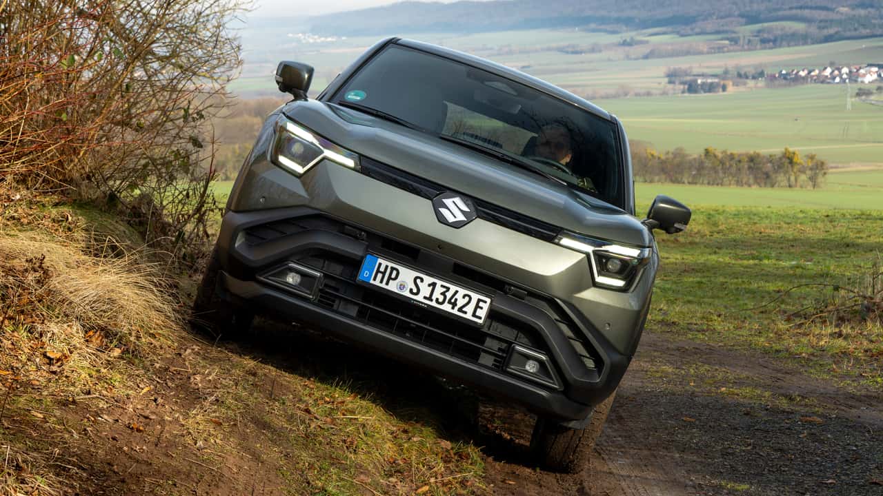 Suzuki promete nuevos híbridos y vehículos ligeros