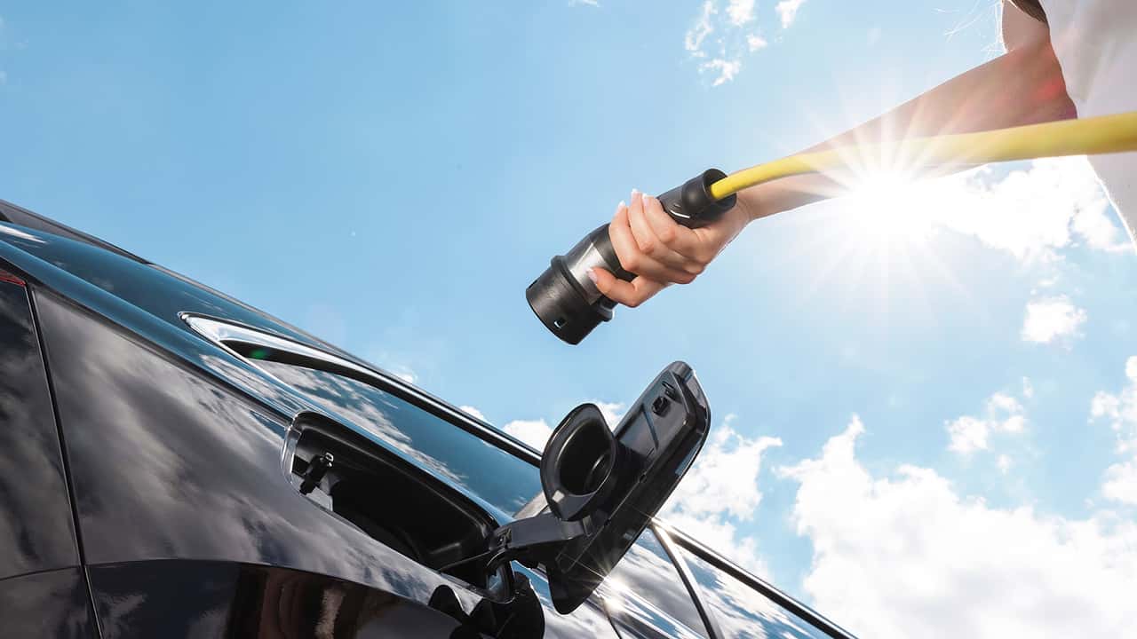 Abbonamento ricarica auto elettrica