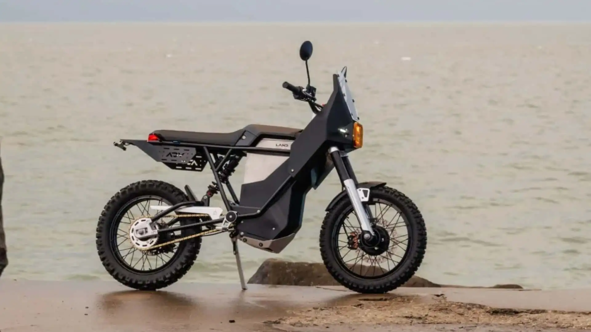 land-moto-district-adv.webp
